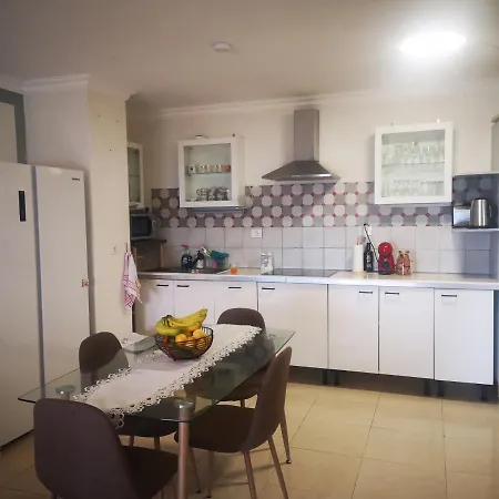 Aimee Maritima Puerto Santiago 公寓