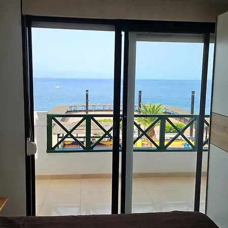 Aimée Maritima Puerto Santiago