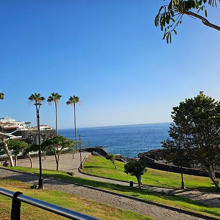 Aimee Maritima Puerto Santiago Daire *